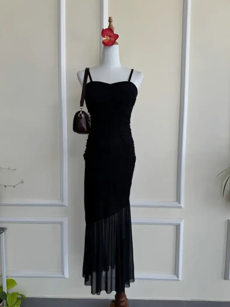 1.0682 133 LADIES DRESS (BLACK, M)