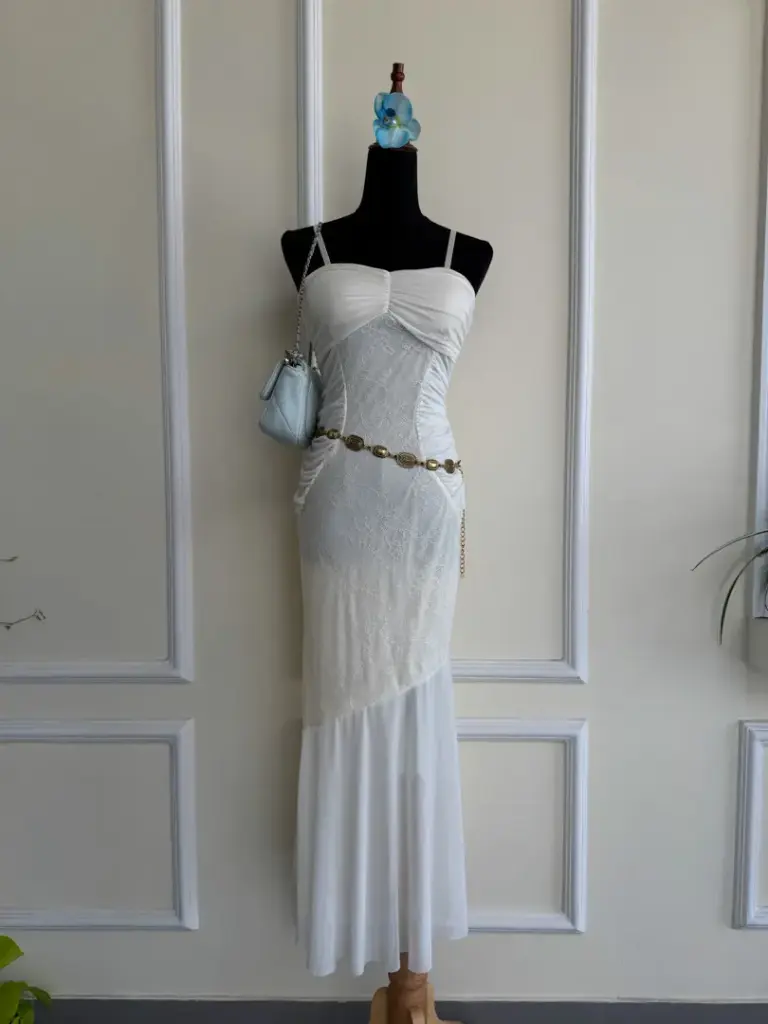133 LADIES DRESS