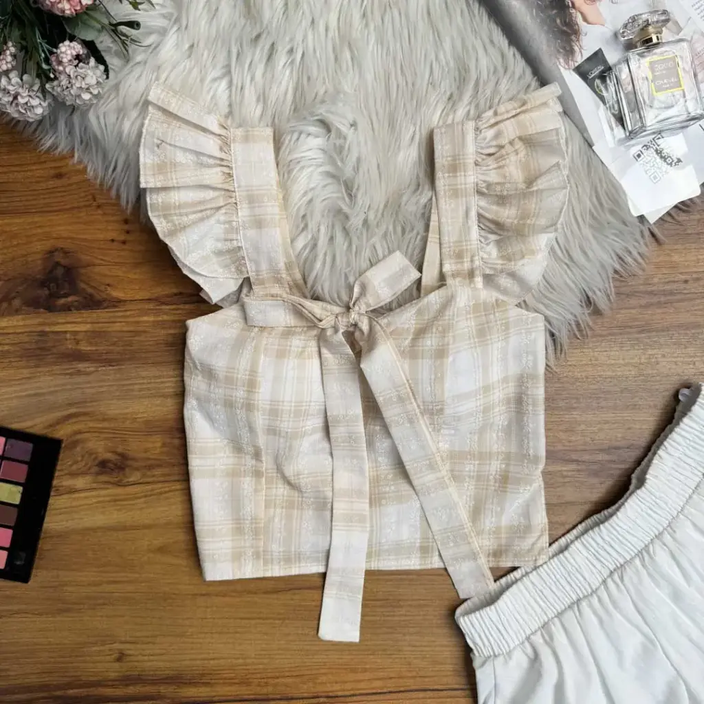 8910 LADIES TOP