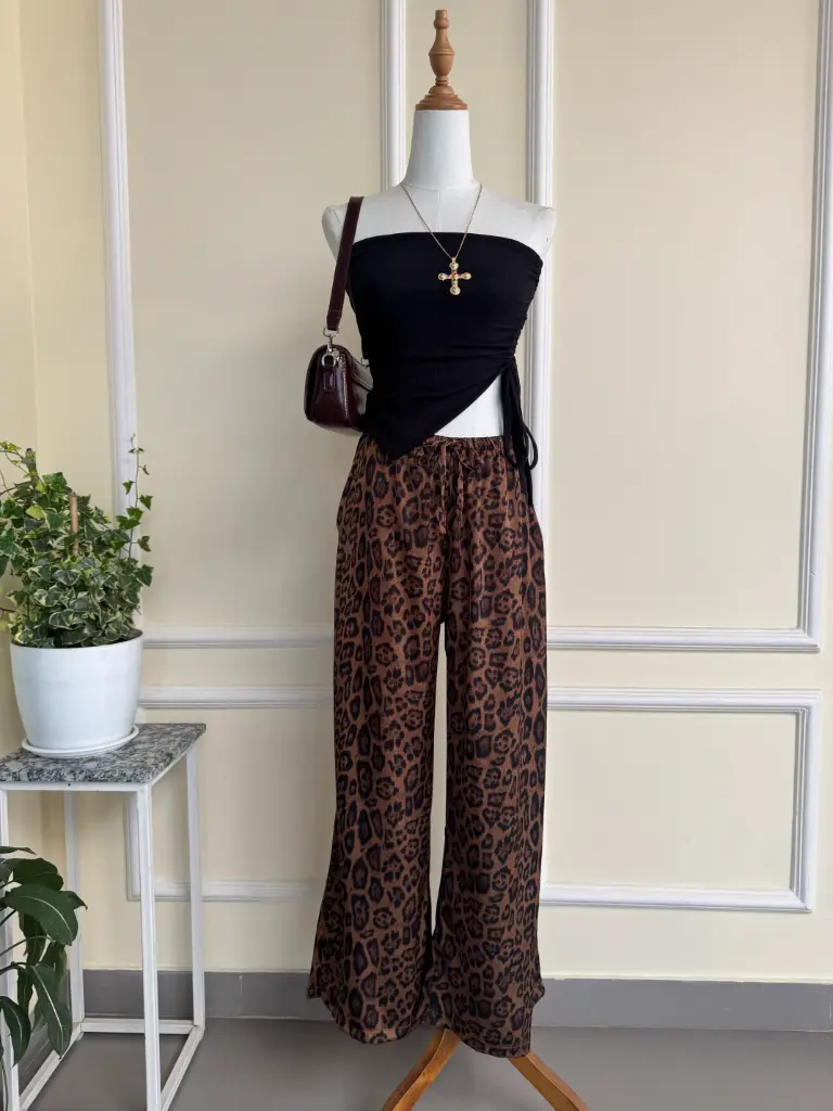 1.6869 BMK110-81 Low Waist Leo Palajjo (BROWN, S)