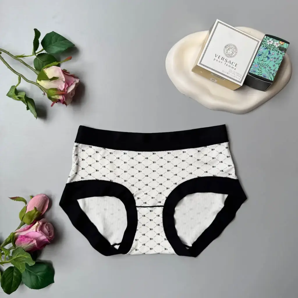 1.7566 C81 LADIES PANTY (BLACK)