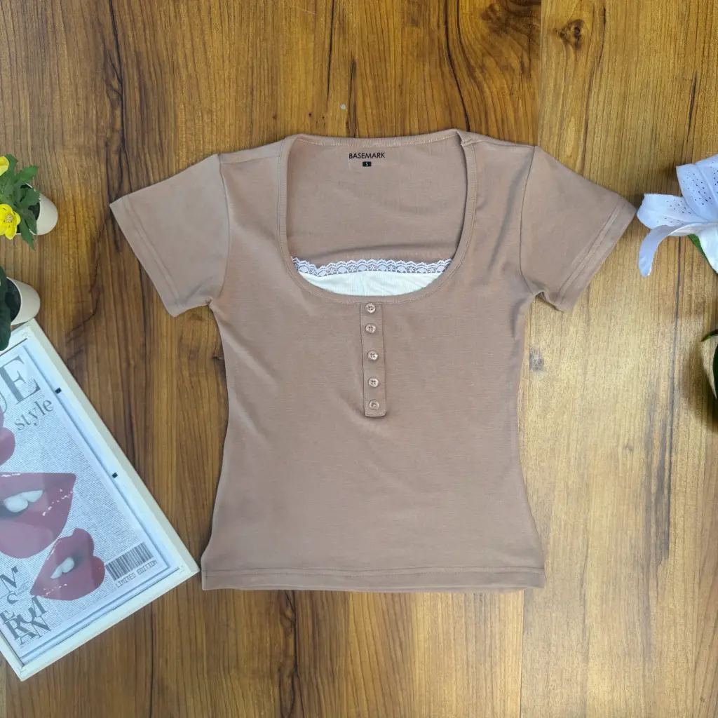 HB SS25-22 Vintage Lace Top