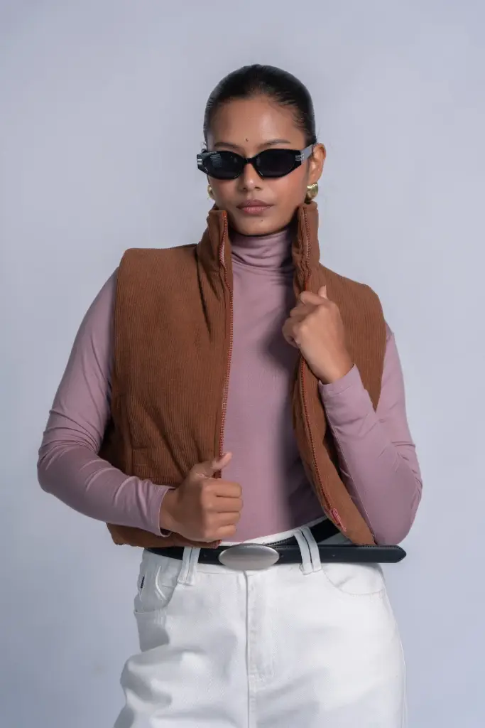 HB24-334 SLEEVELESS JACKET