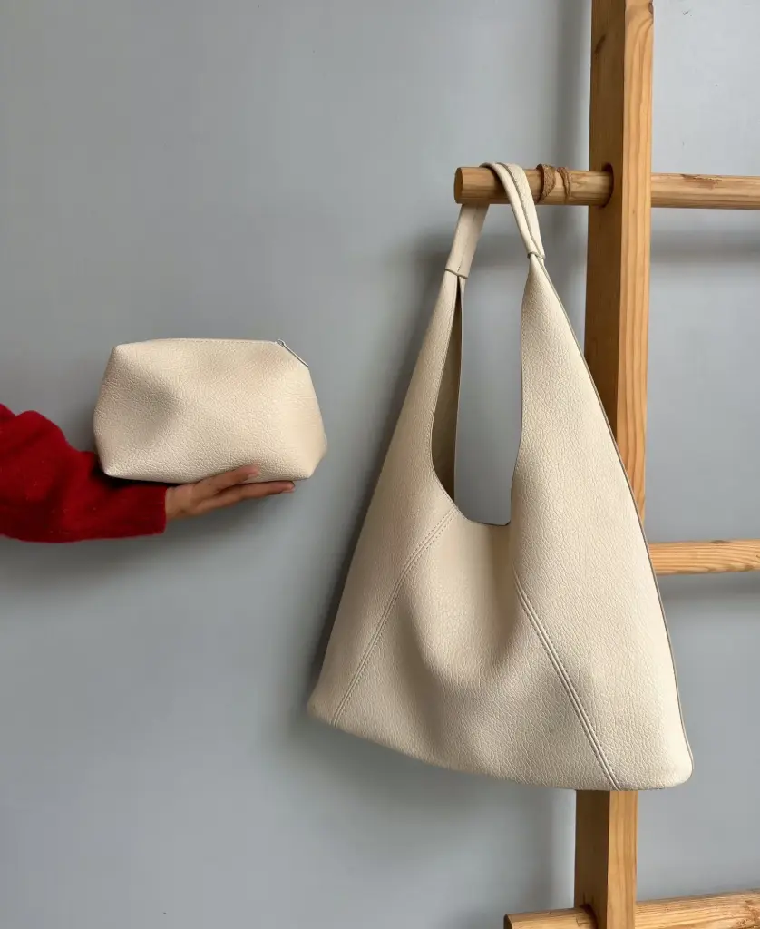 TF9047 BAG