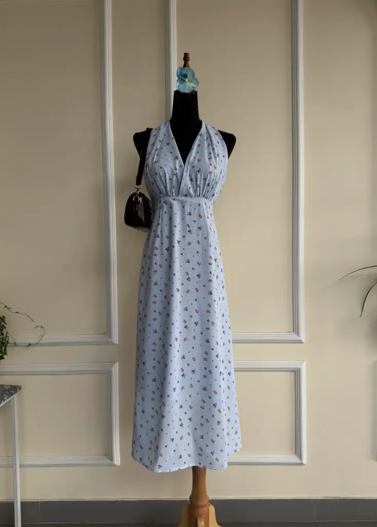 1.6954 BMKS SS25-06 HALTER FLORAL DRESS (BLUE, S)
