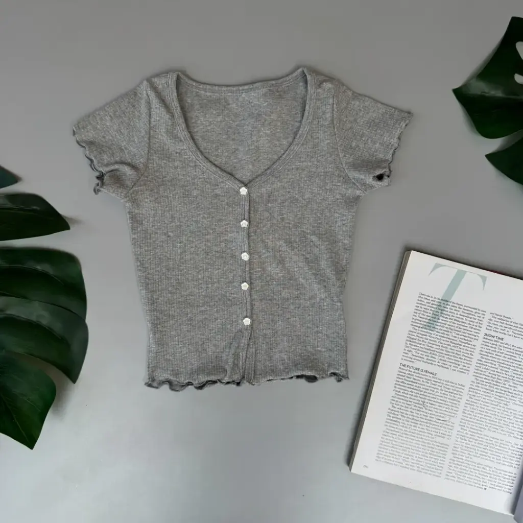 BMO SS25-29 RIBBED CROP CARDIGAN