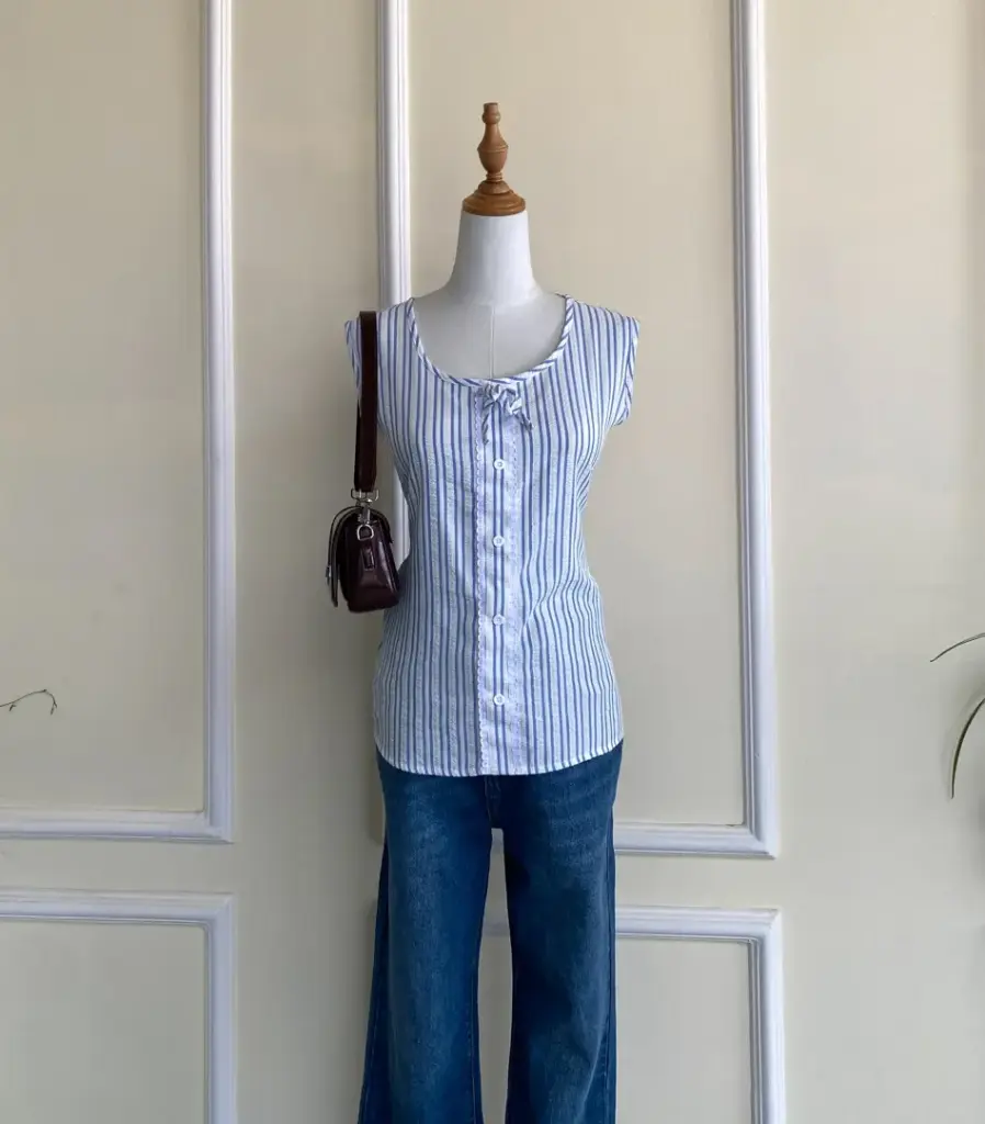 3.2430 HB SS25-197 KIARA TOP  (BLUE, M)