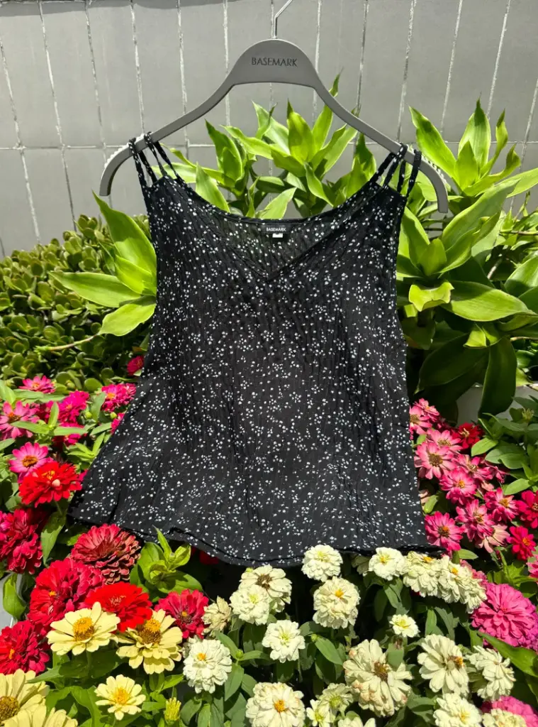 3.29430 HB SS25-228 FLORAL CAMI TOP (BLACK, S)