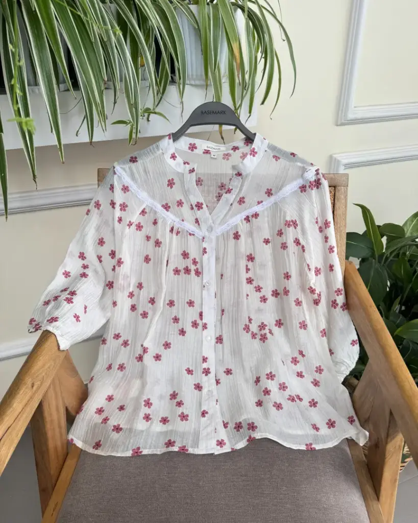 BMO SS25-46 PRINTED FLORAL TOP