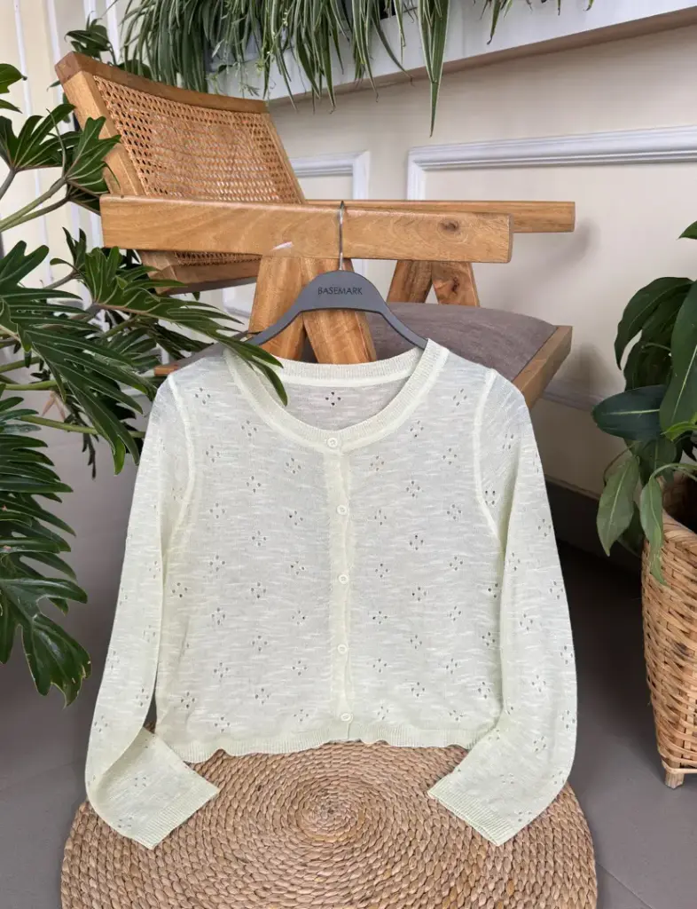 803 BUTTON OUTER