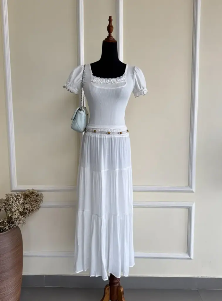 3.29827 8057 SKIRT (WHITE)