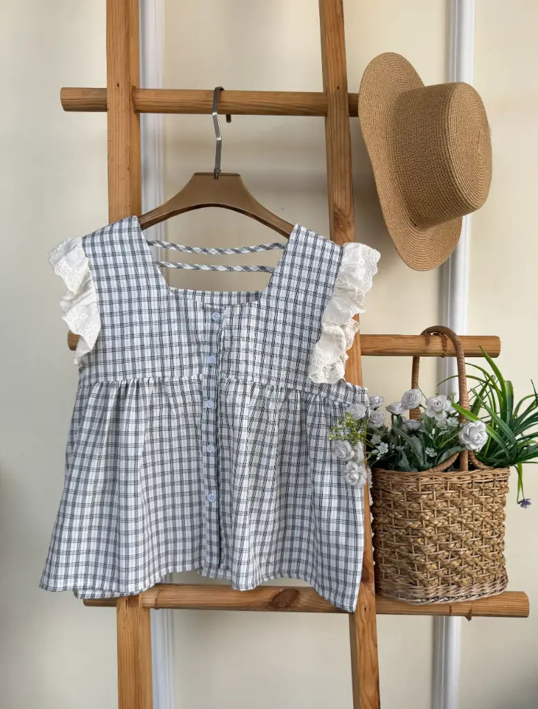 6925 SLEEVELESS TOPS