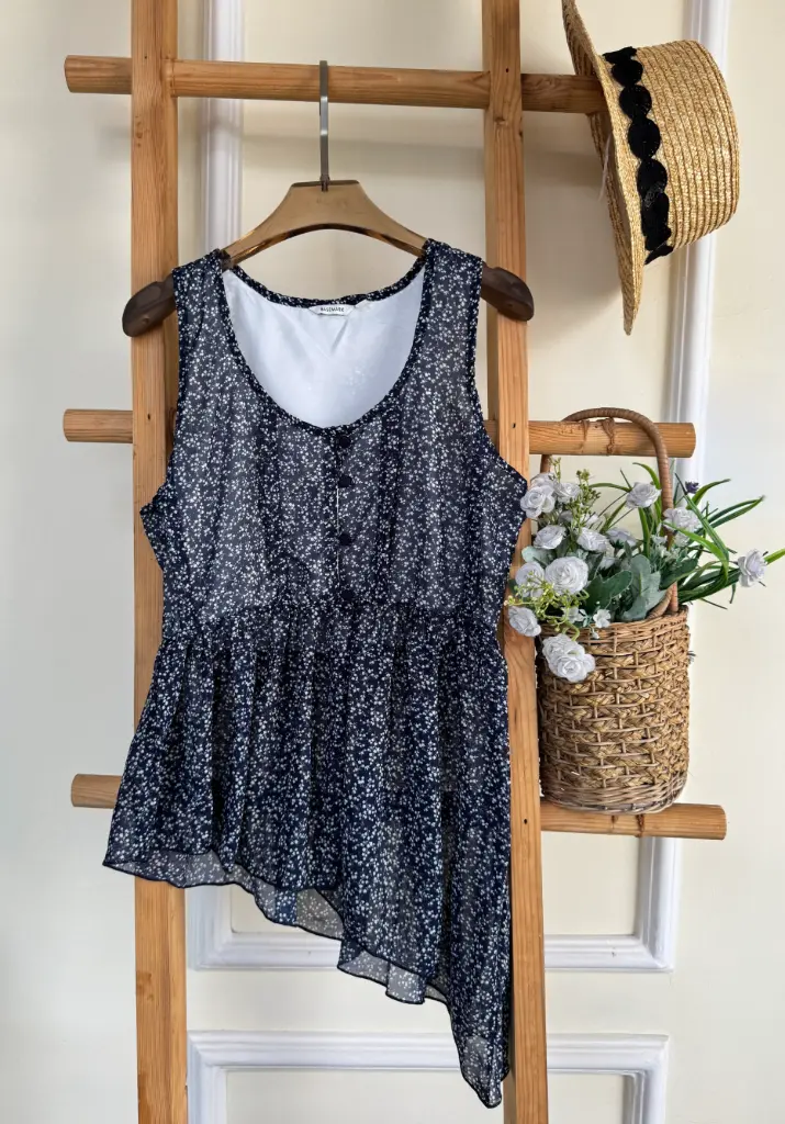 3.29911 HB SS25-238 FLORAL CHIFFON TOP (NAVY, S)