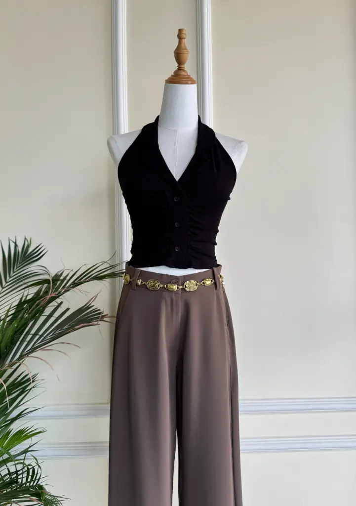3.30285 HB SS25-208 WHIMSY HALTER TOP (BLACK, S)