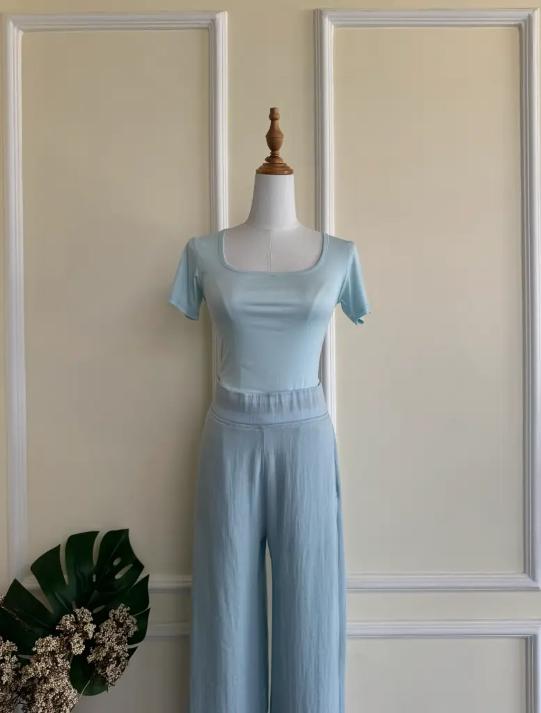 3.31142 HB SS25-195 SQUARE NECK TEE (BLUE, S)