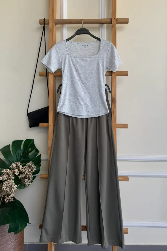 HB SS25-195 SQUARE NECK TEE