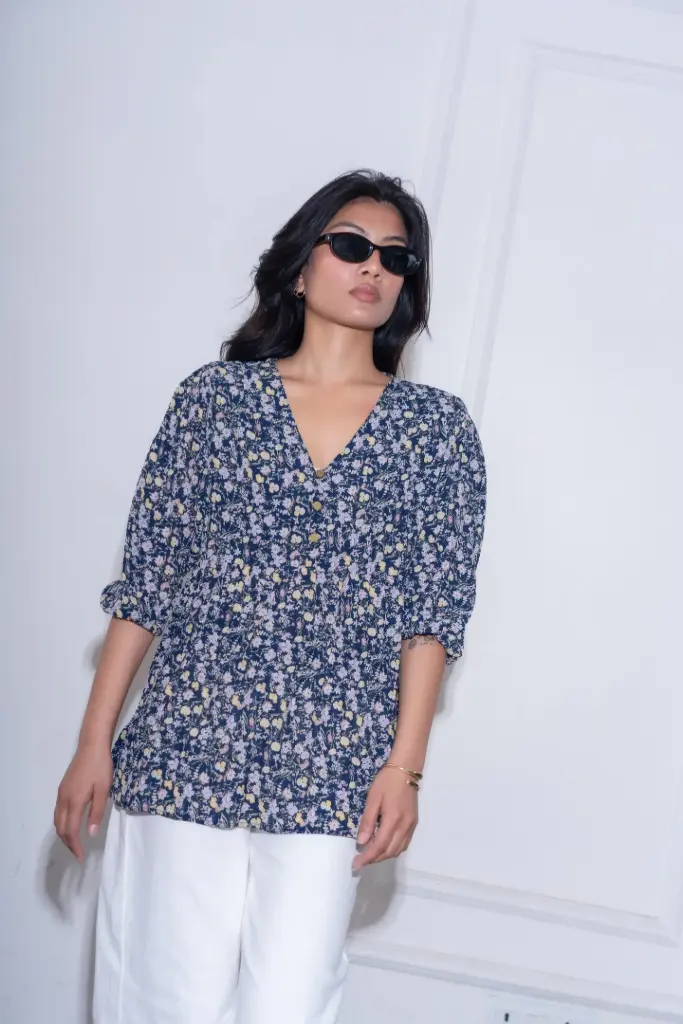 3.31326 HB SS25-286 FLORAL TOP (BLUE, M)