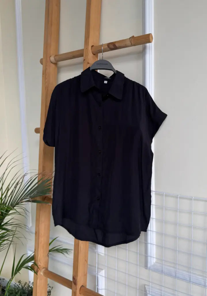 3.31696 HB SS25-309 HALF SLEEVE SHIRT (BLACK, S)