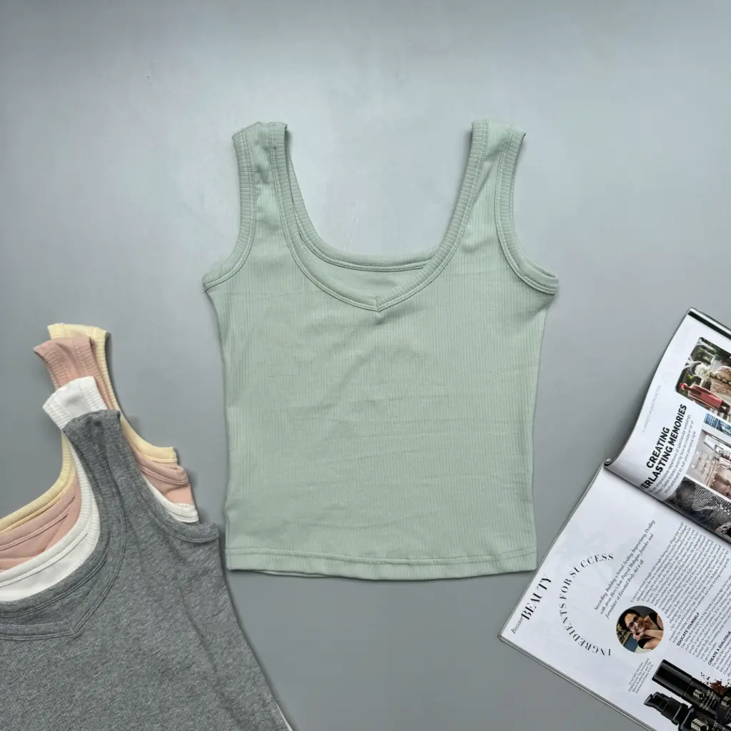 BMO SS25-51 V NECK TANK TOP