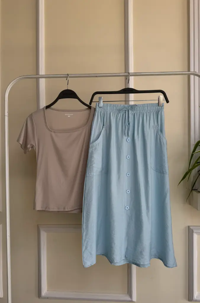 HB SS25-307 LINEN MIDI SKIRT