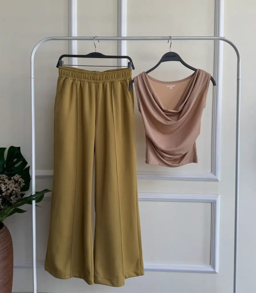 BMKS SS25-33 SOLID WIDE LEG TROUSER