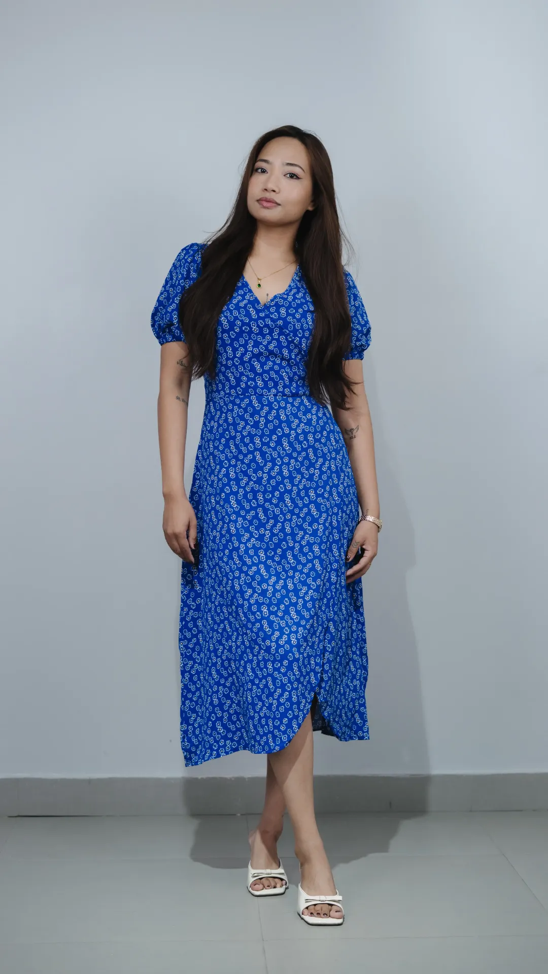 3.42600 HB SS25-437 DAISY SLIT DRESS (BLUE, S)
