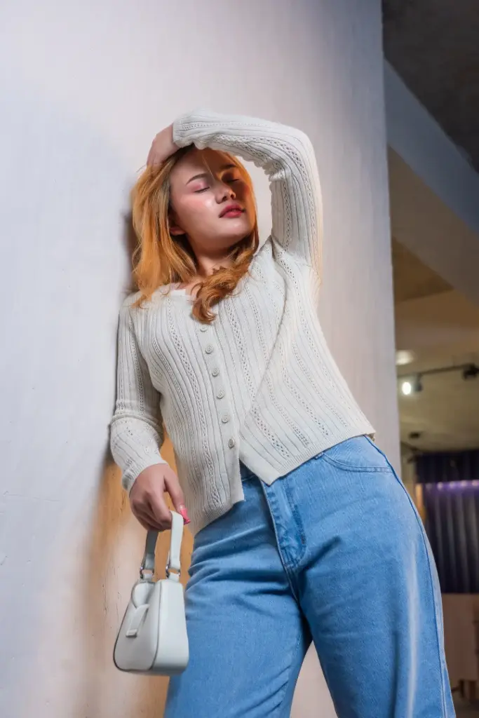 028 LADIES SWEATER