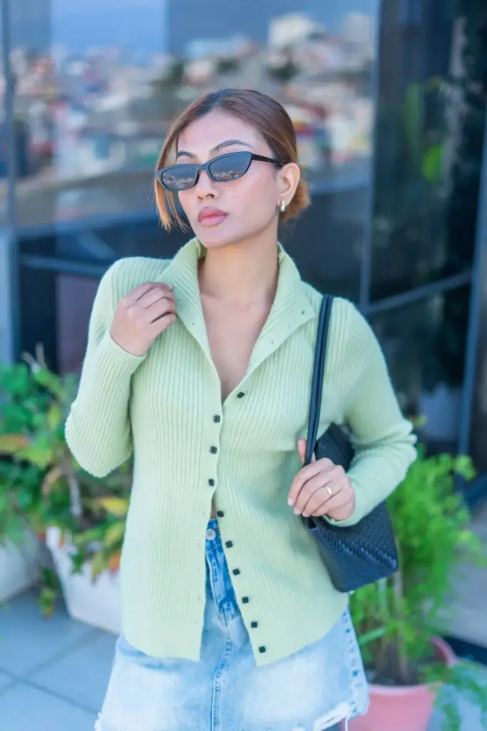 891 SWEATER