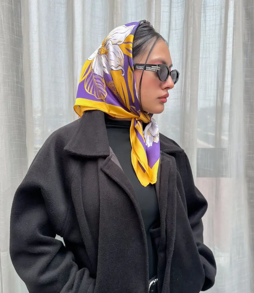 1890 SILK SCARF