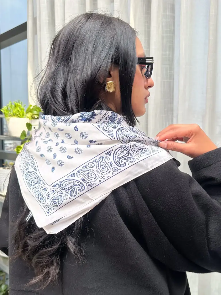 1890 SILK SCARF