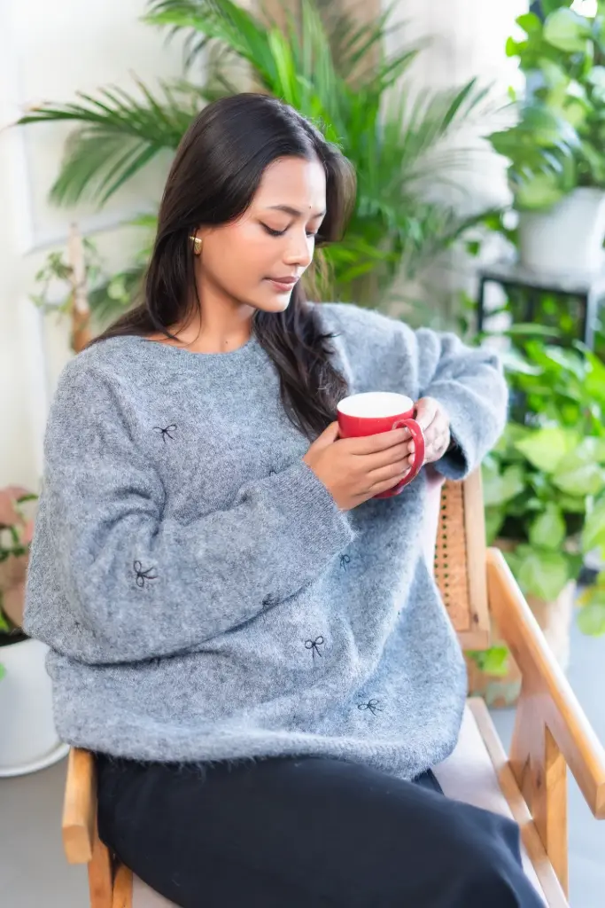 24133 LADIES SWEATER