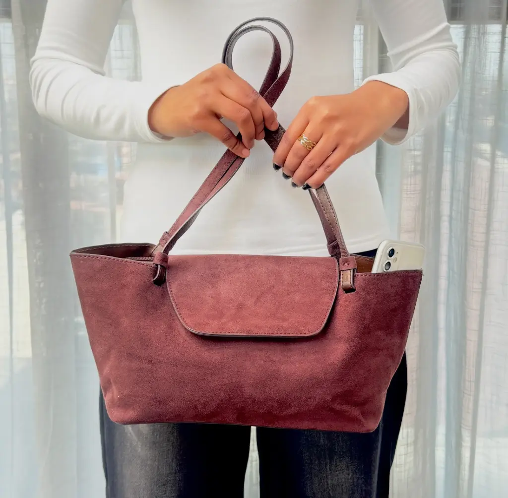 TF70305 HAND BAG