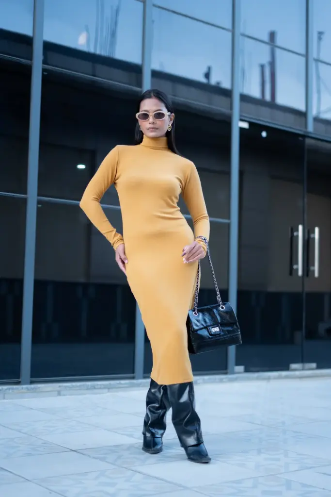 HB AW25-17 HIGHNECK BODYCON