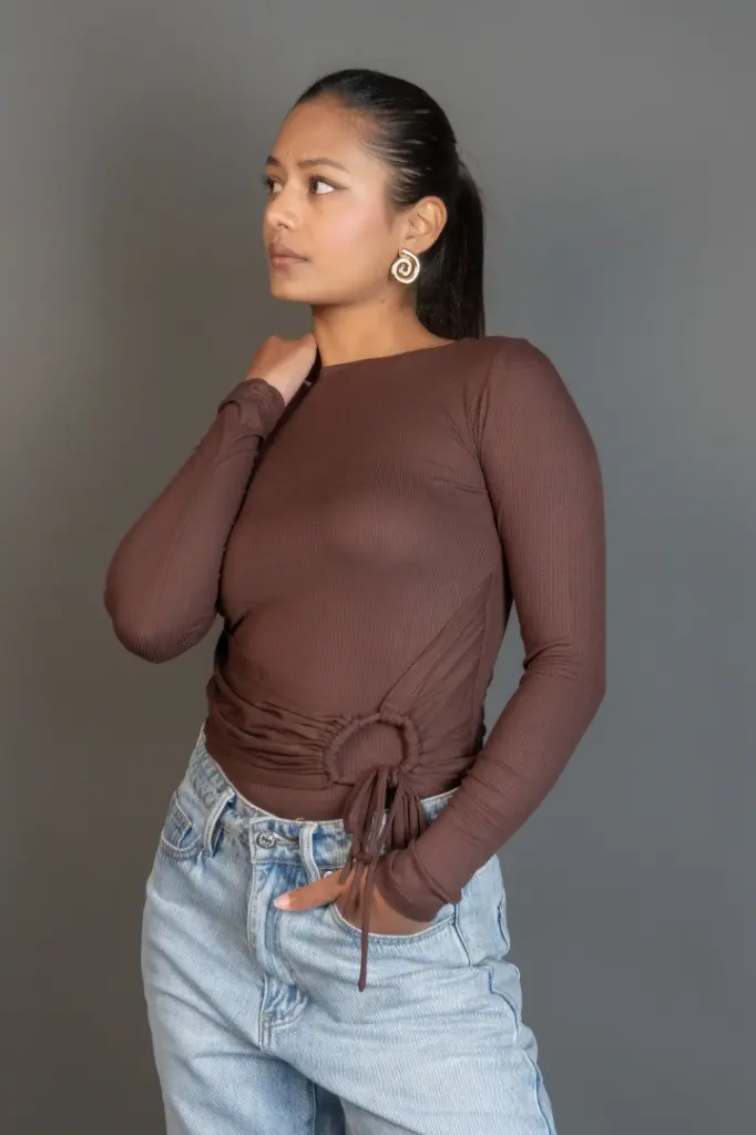 HB AW25-89 RUCHED DRAWSTRING TOP