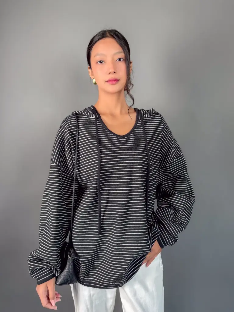 3.53156 6976 LADIES SWEATER (BLACK)