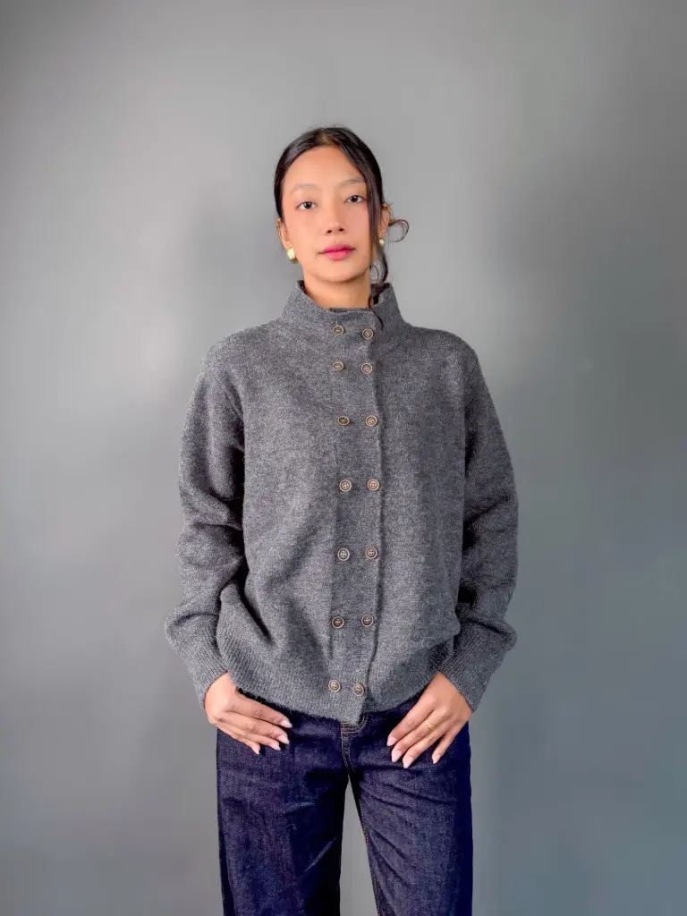 22 ACRYLIC SWEATER