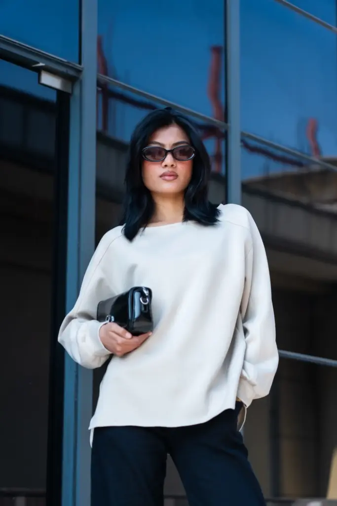 HB AW25-70 HIGH-LOW SWEATSHIRT