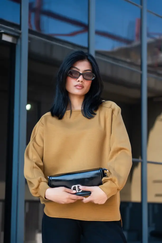 HB AW25-70 HIGH-LOW SWEATSHIRT