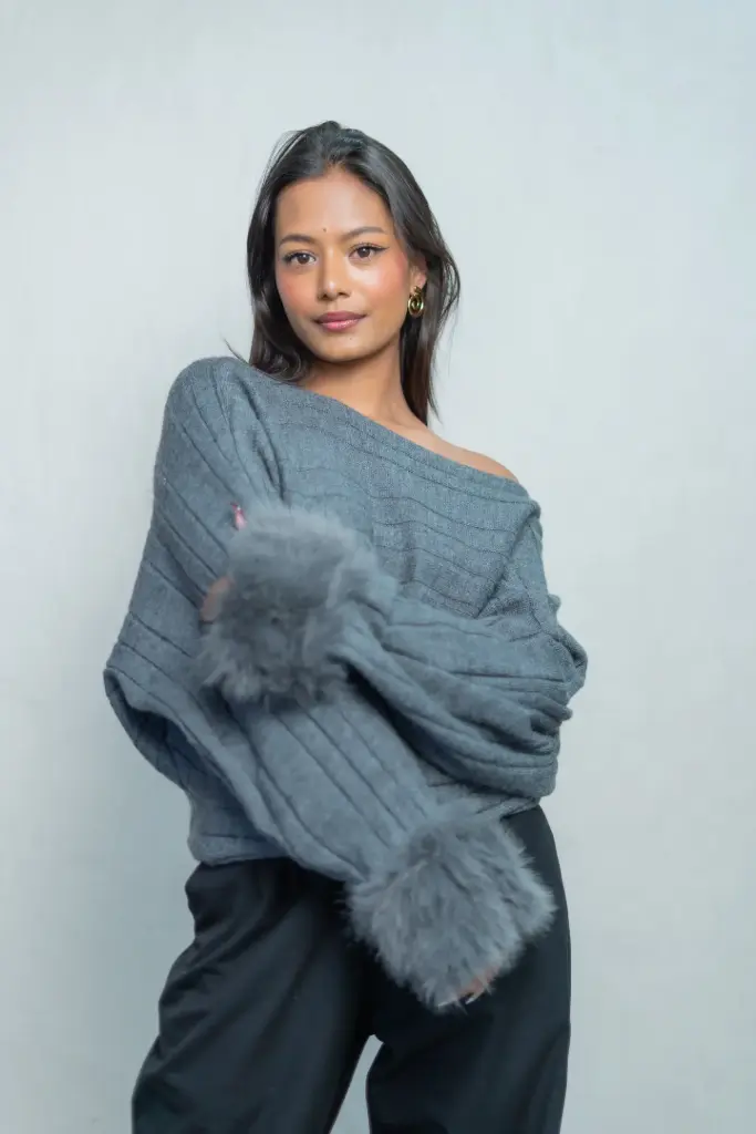 2818 LADIES SWEATER