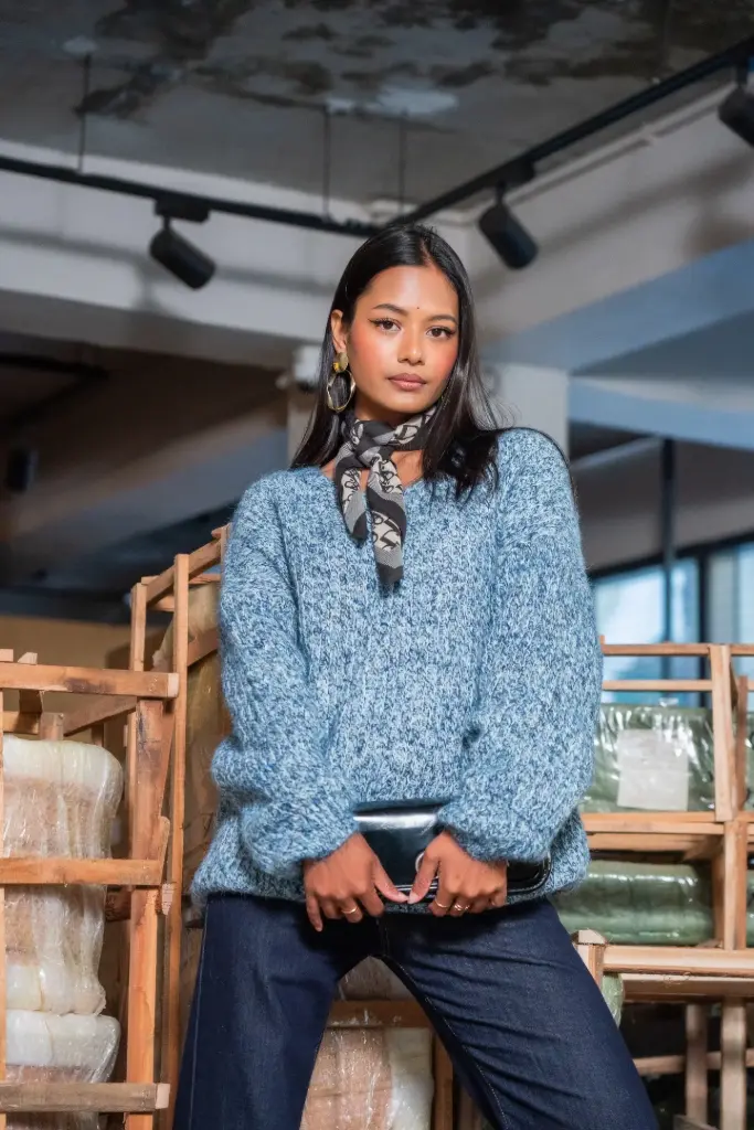 3.57562 908 LADIES SWEATER (BLUE)