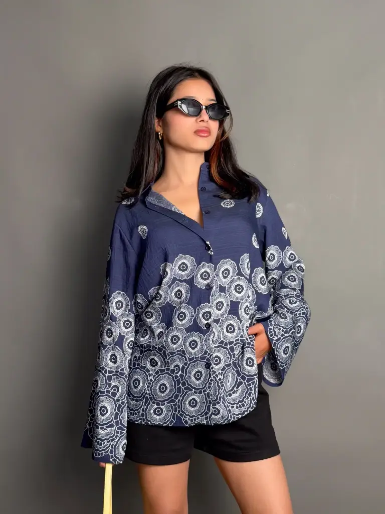 3.58160 BMO SS26-02 BELL SLEEVE SHIRT (BLUE, M)