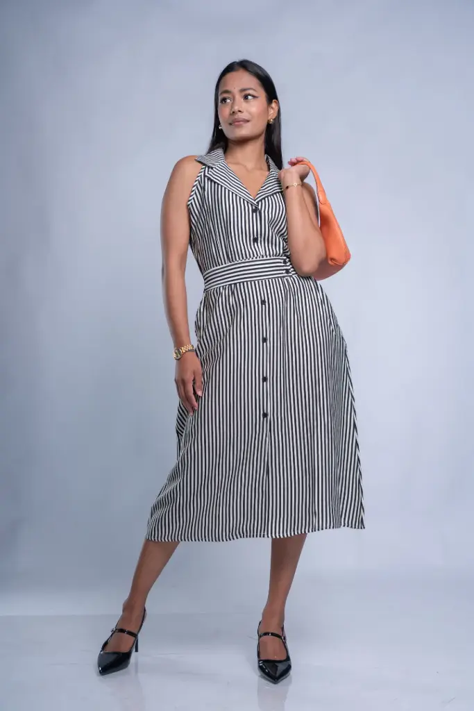 3.60321 HB SS26-20 STRIPE CINCHED WAIST DRESS (BLACK, S)