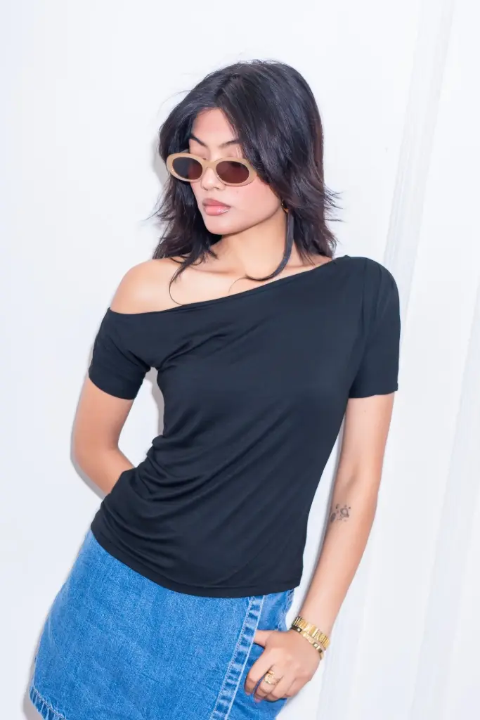 BMKS SS26-09 ONE SHOULDER TOP