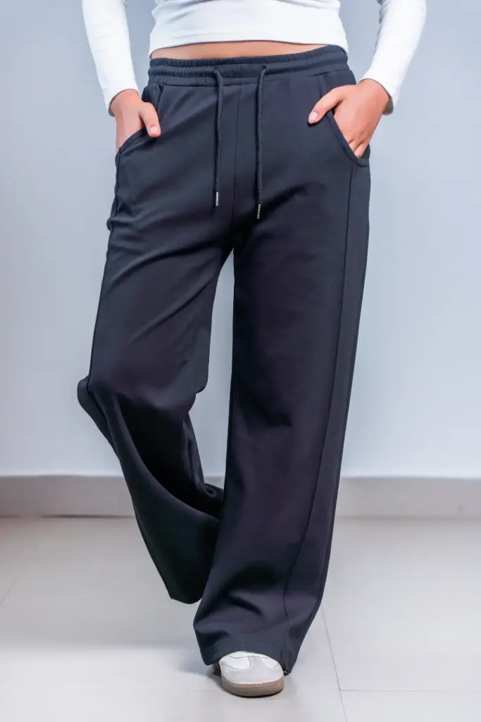 3.64490 BMKS SS26-11 STRAIGHT CUT SWEATPANT (BLACK, S)