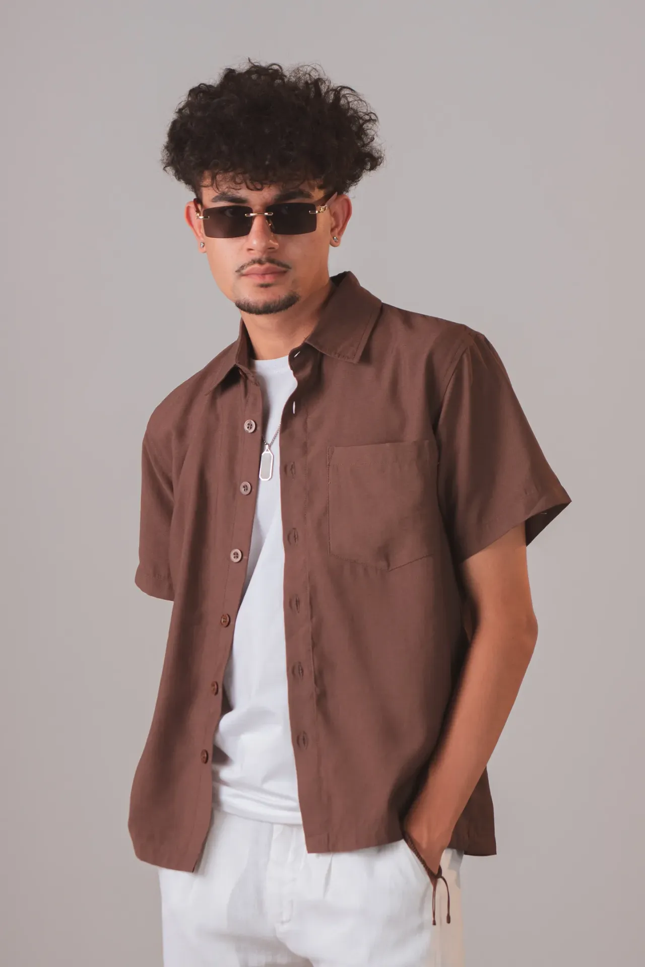 3.68179 BMMO SS26-10 SOLID HALF SHIRT (ESPRESSO, S)