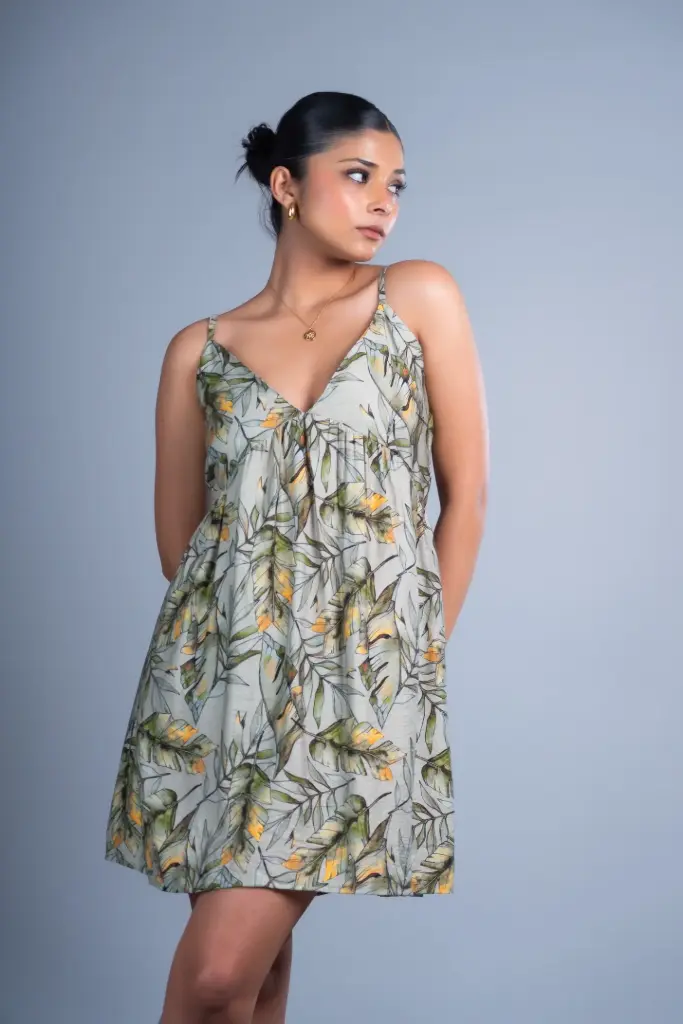 3.68672 HB SS26-155 PALM SERENITY DRESS (GREEN, S)