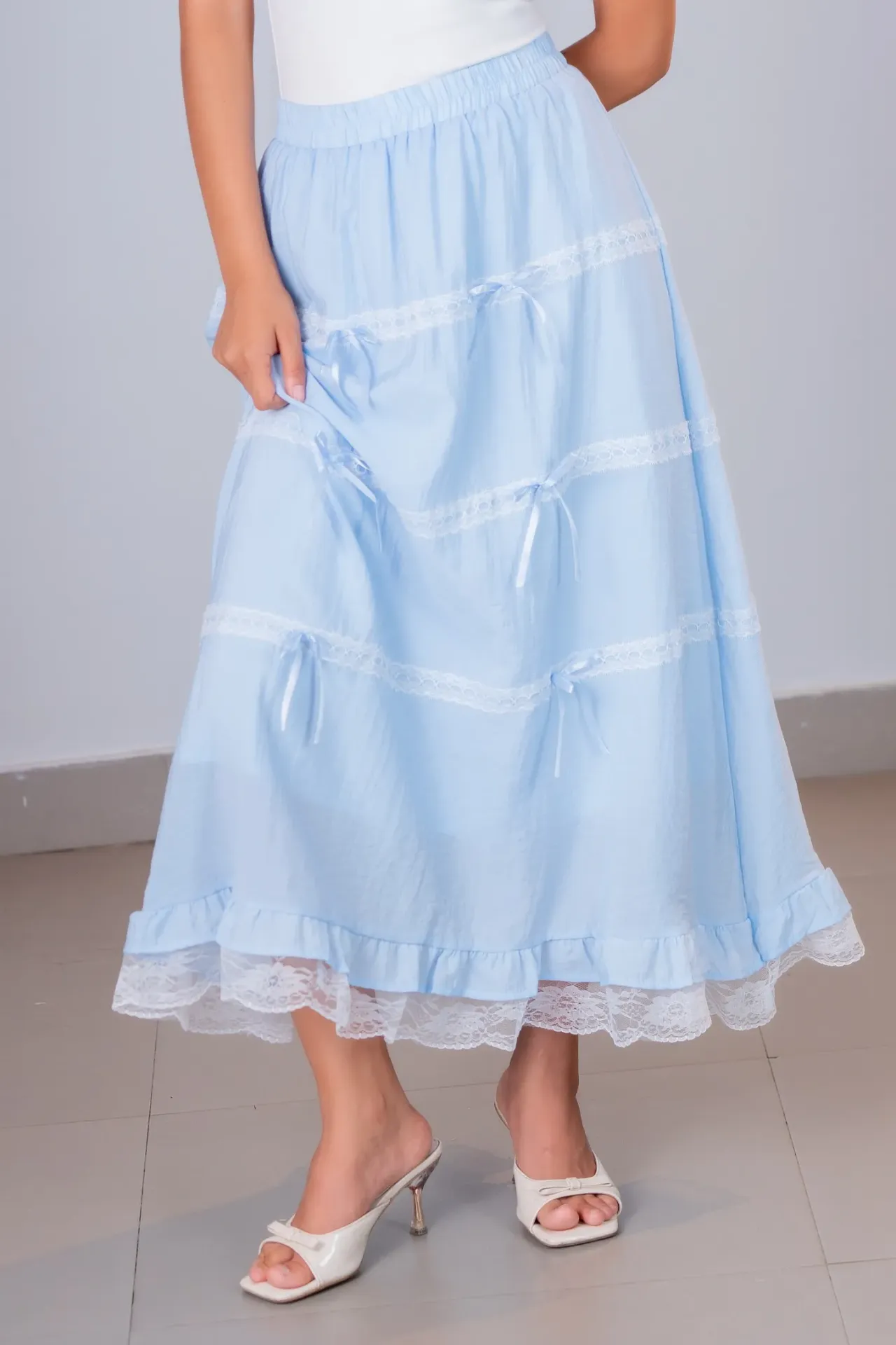 9989 SKIRT