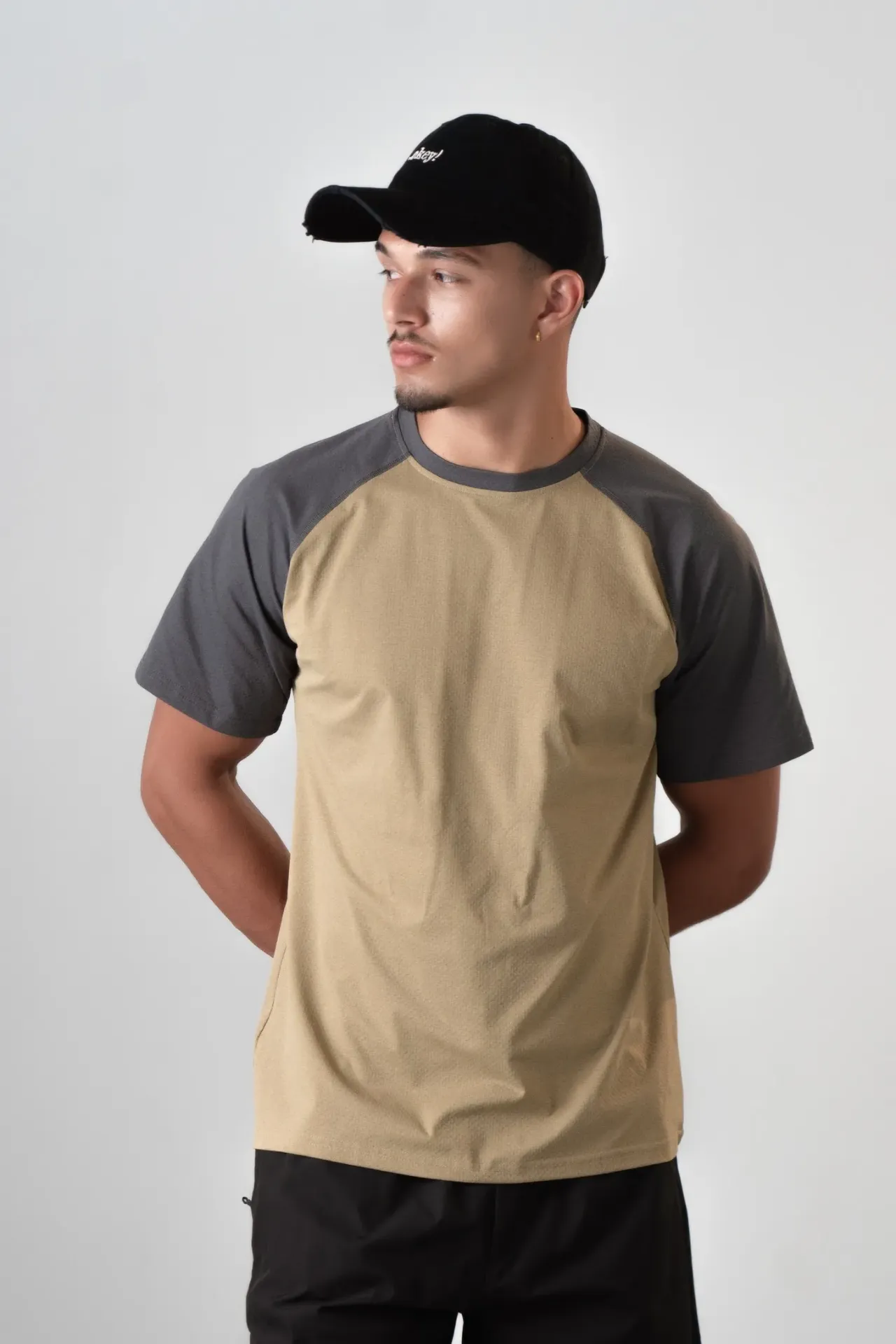 HBM SS26-39 ACTIVE RAGLAN TEE