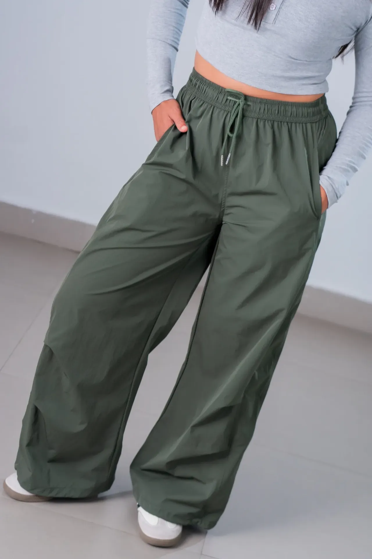 HB SS26-241 PLEATED PARACHUTE PANT