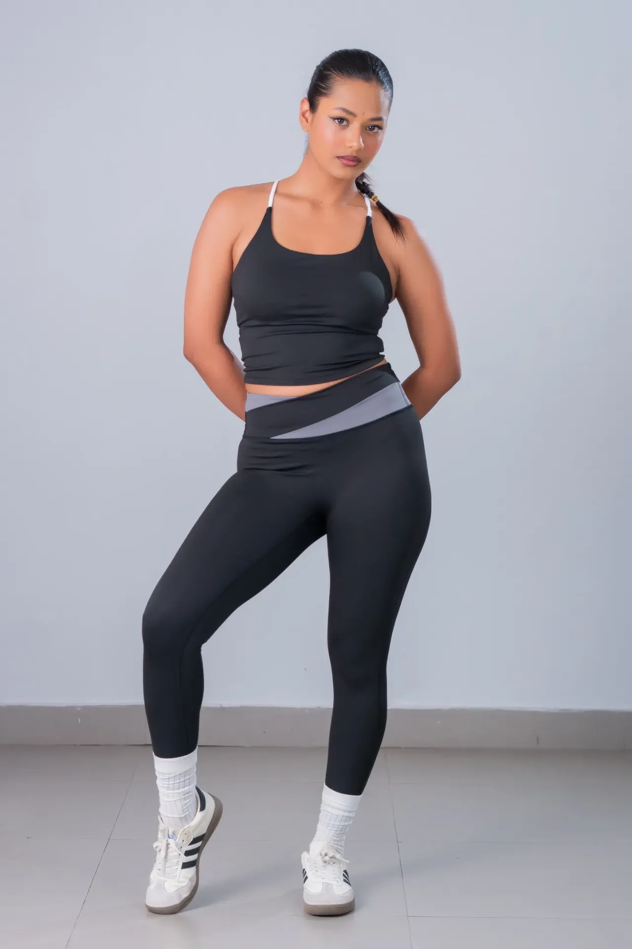 3.94493 JYMB005 LEGGINGS BRA SET (BLACK, S)
